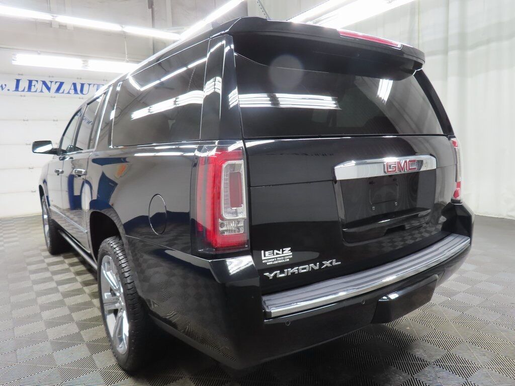 2020 GMC Yukon XL Denali 4WD Fond du Lac WI 2020 GMC Yukon XL Denali 4WD Fond du Lac WI