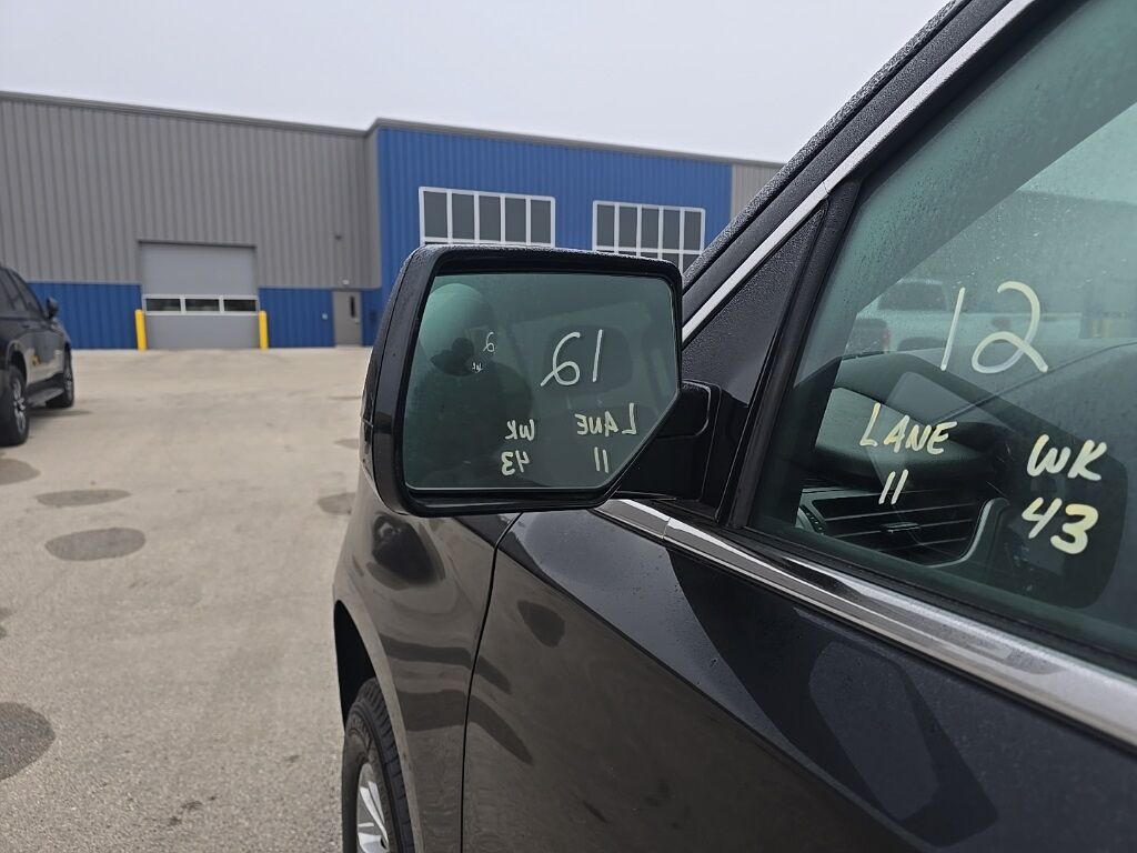 2020 GMC Yukon XL SLT 4WD Minocqua WI 2020 GMC Yukon XL SLT 4WD Minocqua WI