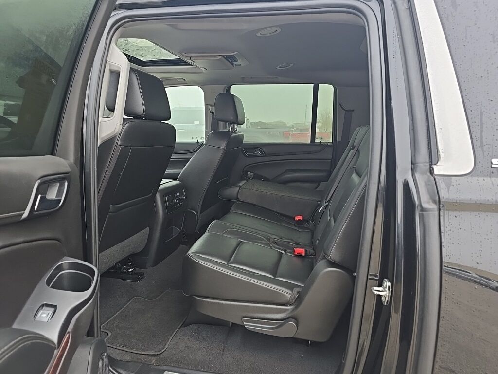 2020 GMC Yukon XL SLT 4WD Minocqua WI 2020 GMC Yukon XL SLT 4WD Minocqua WI