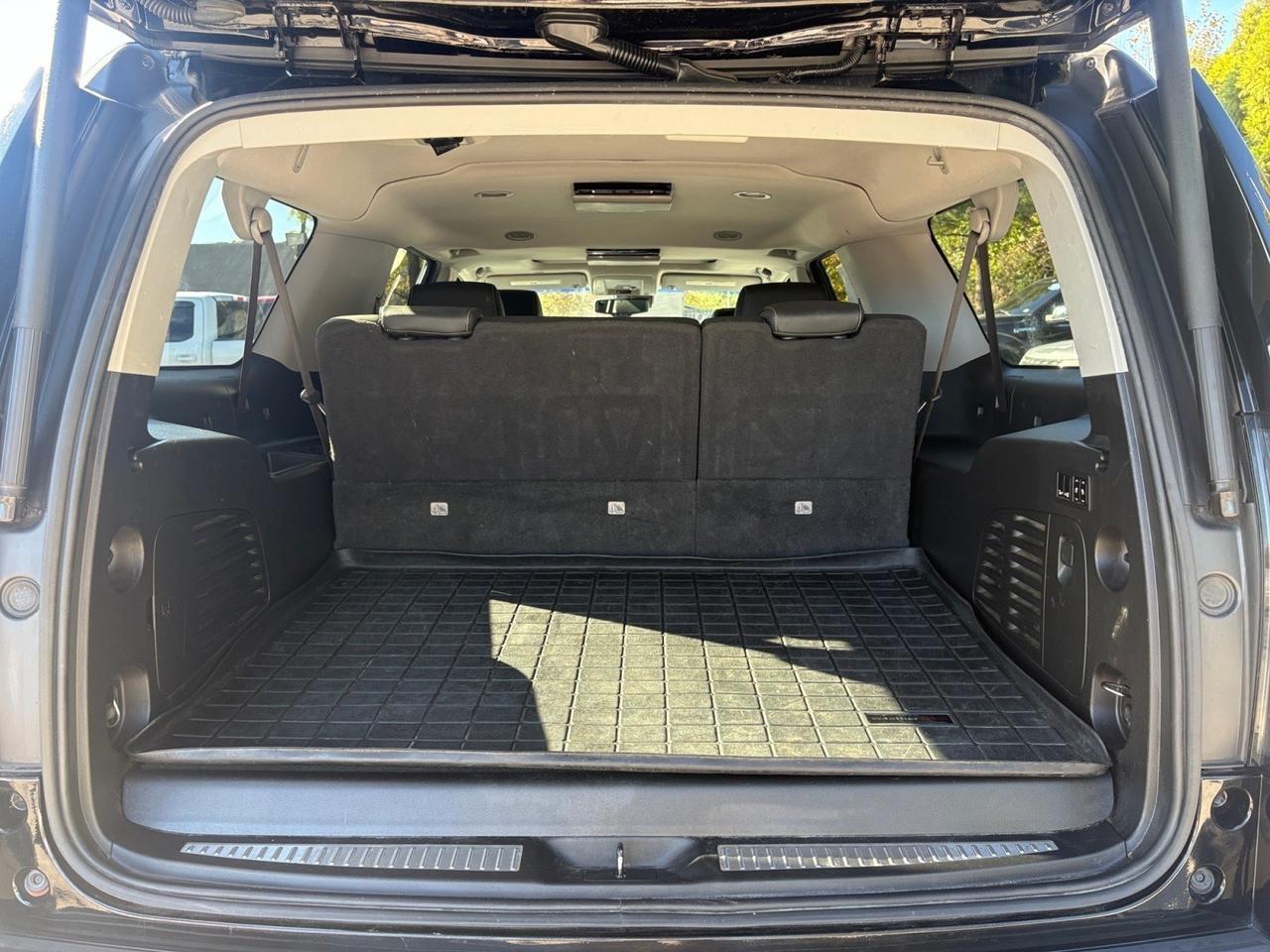 2020 GMC Yukon XL SLT, POWER LIFTGATE, LANE KEEP ASSIST, BLIND SPOT ALERT, RUNNING BOARDS, CAPTAINS CHAIRS, POWER 3RD ROW SEATING, HEATED & VENTILATED SEATS, SUNROOF, APPLE CARPLAY/ANDROID AUTO, TOW PACKAGE, BACKUP CAMERA, ONLY 1 OWNER, CLEAN CARFAX, YUKON DO IT ALL! Virginia Beach VA 2020 GMC Yukon XL SLT, POWER LIFTGATE, LANE KEEP ASSIST, BLIND SPOT ALERT, RUNNING BOARDS, CAPTAINS CHAIRS, POWER 3RD ROW SEATING, HEATED & VENTILATED SEATS, SUNROOF, APPLE CARPLAY/ANDROID AUTO, TOW PACKAGE, BACKUP CAMERA, ONLY 1 OWNER, CLEAN CARFAX, YUKON DO IT ALL! Virginia Beach VA