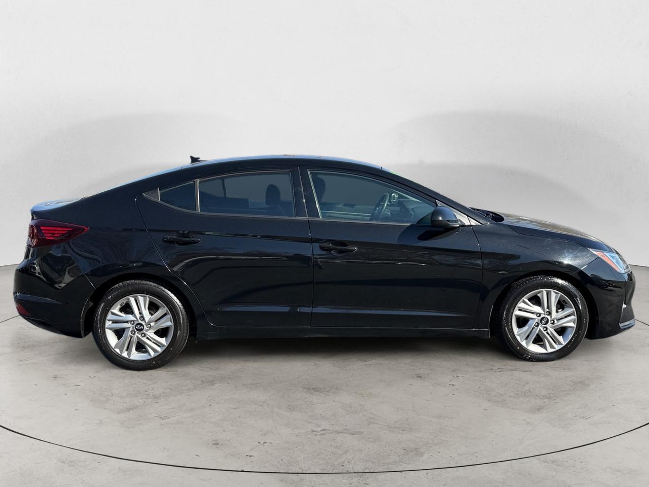2020 HYUNDAI ELANTRA LIMITED; SEL SEL Kansas City MO 2020 HYUNDAI ELANTRA LIMITED; SEL SEL Kansas City MO