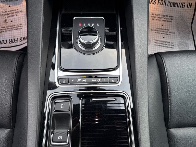 2020 Jaguar F-PACE 25t Premium AWD Arlington VA