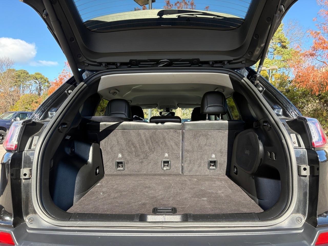 2020 Jeep Cherokee Limited, POWER LIFTGATE, BACKUP CAMERA WITH PARKING SENSORS, AUTO START/STOP, BLIND SPOT ALERT, APPLE CARPLAY/ANDROID AUTO, HEATED STEERING WHEEL & SEATS, DRIVE A JEEP OFF THE LOT TODAY! Virginia Beach VA 2020 Jeep Cherokee Limited, POWER LIFTGATE, BACKUP CAMERA WITH PARKING SENSORS, AUTO START/STOP, BLIND SPOT ALERT, APPLE CARPLAY/ANDROID AUTO, HEATED STEERING WHEEL & SEATS, DRIVE A JEEP OFF THE LOT TODAY! Virginia Beach VA