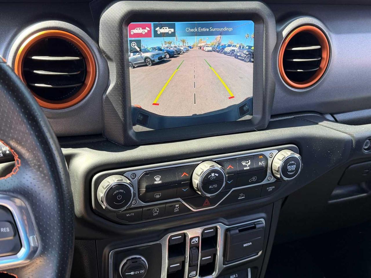 2020 Jeep Gladiator Mojave Irving TX