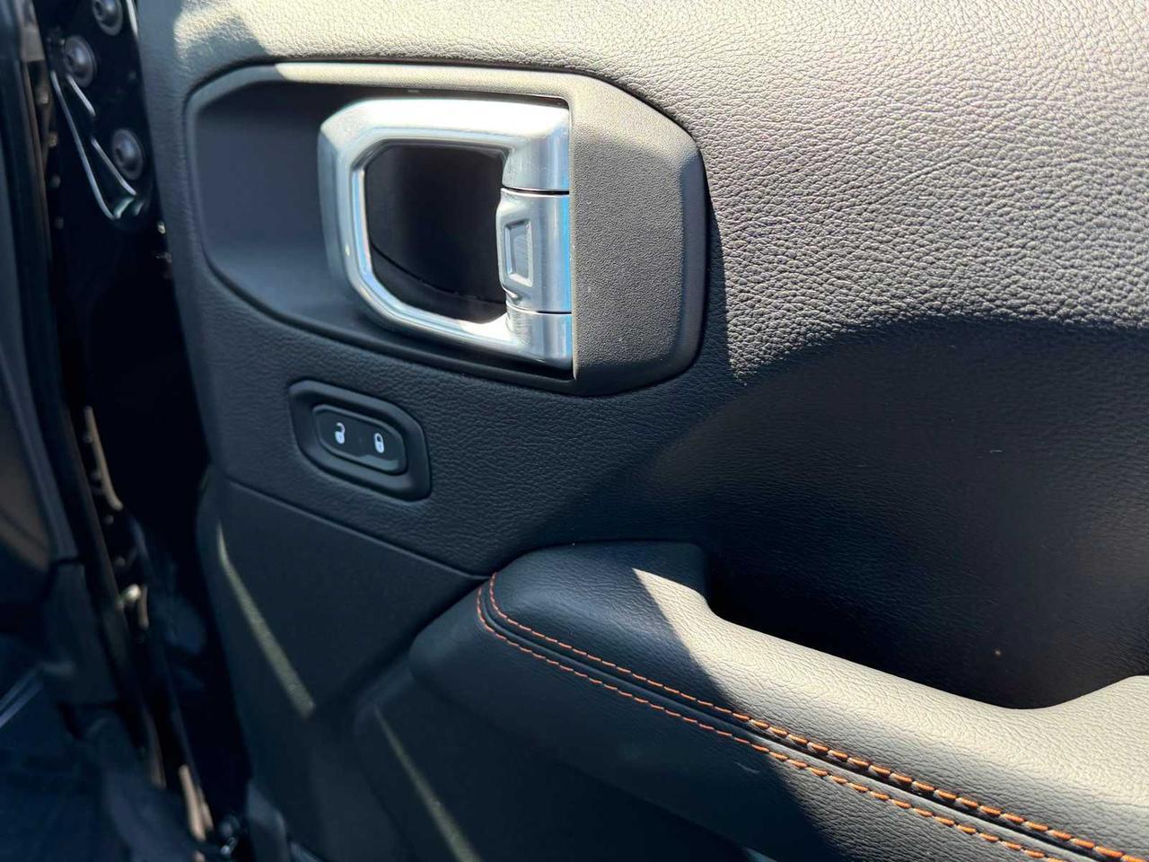 2020 Jeep Gladiator Mojave Irving TX
