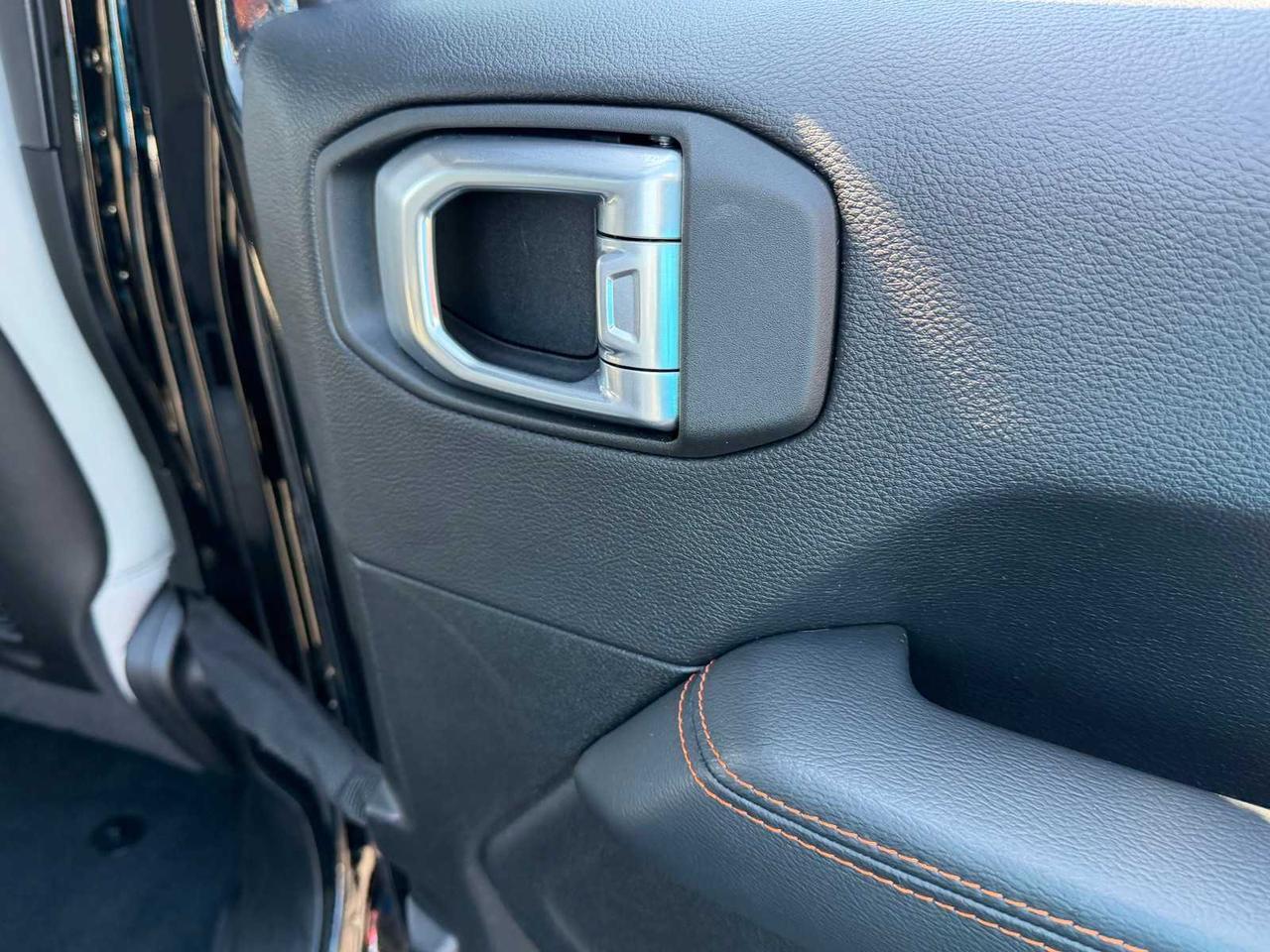 2020 Jeep Gladiator Mojave Irving TX