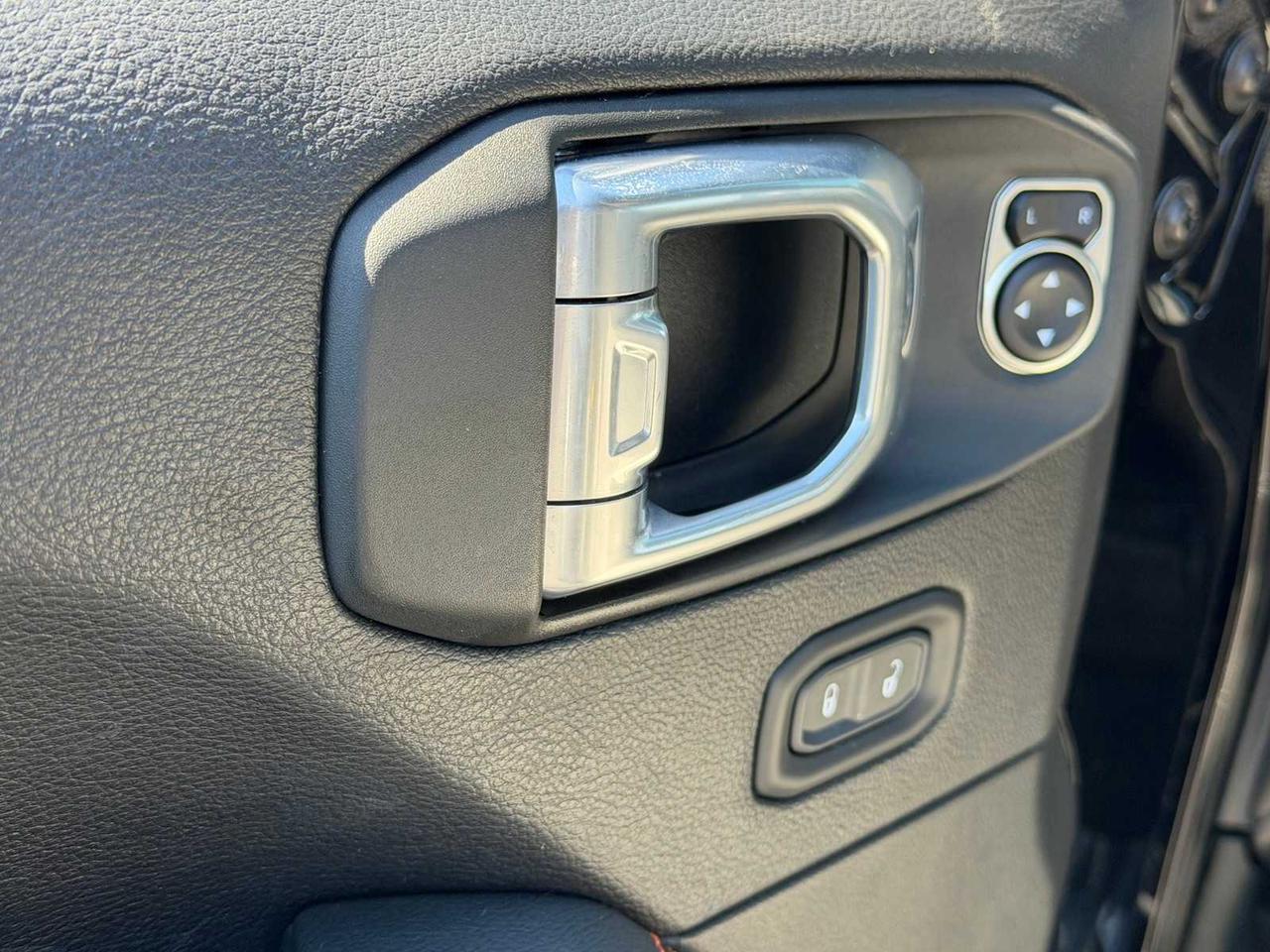 2020 Jeep Gladiator Mojave Irving TX