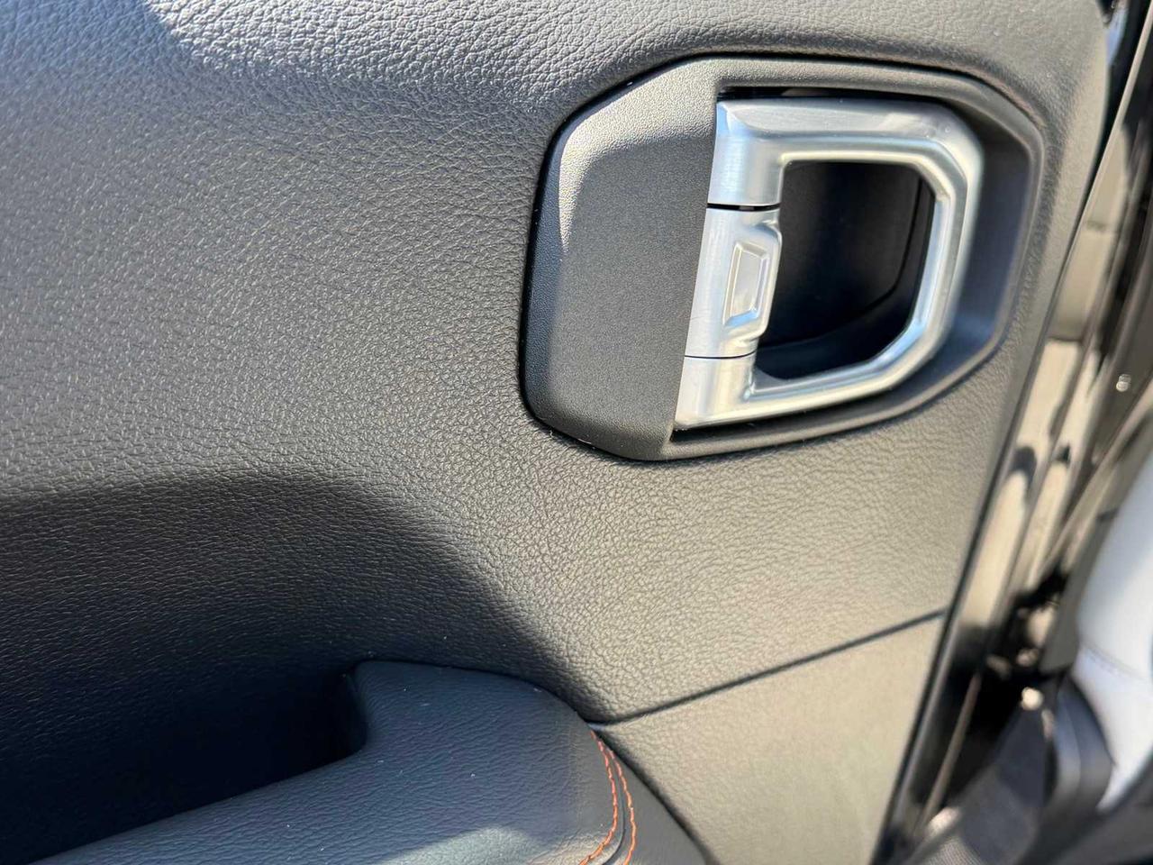 2020 Jeep Gladiator Mojave Irving TX
