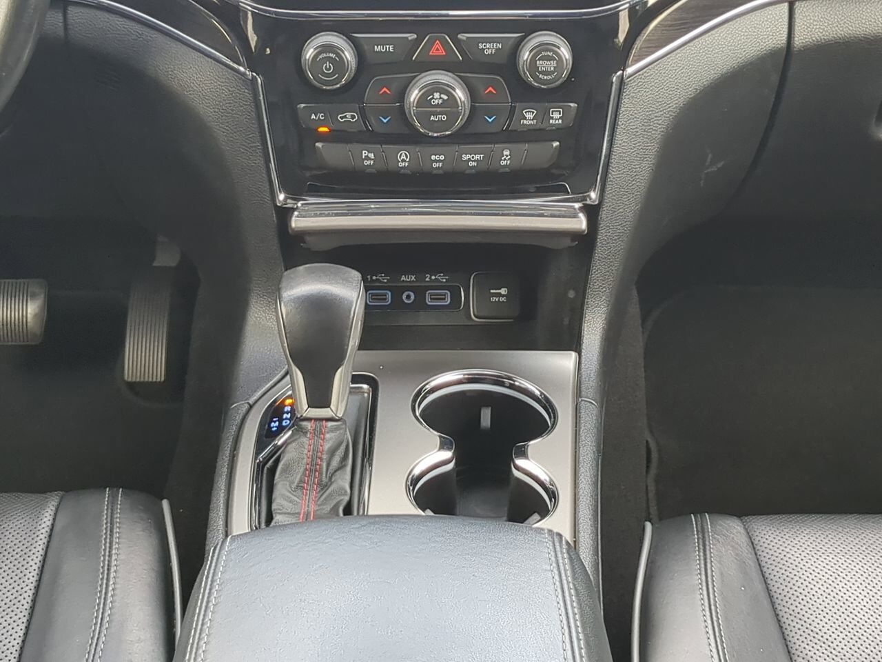2020 Jeep Grand Cherokee Overland Appleton WI