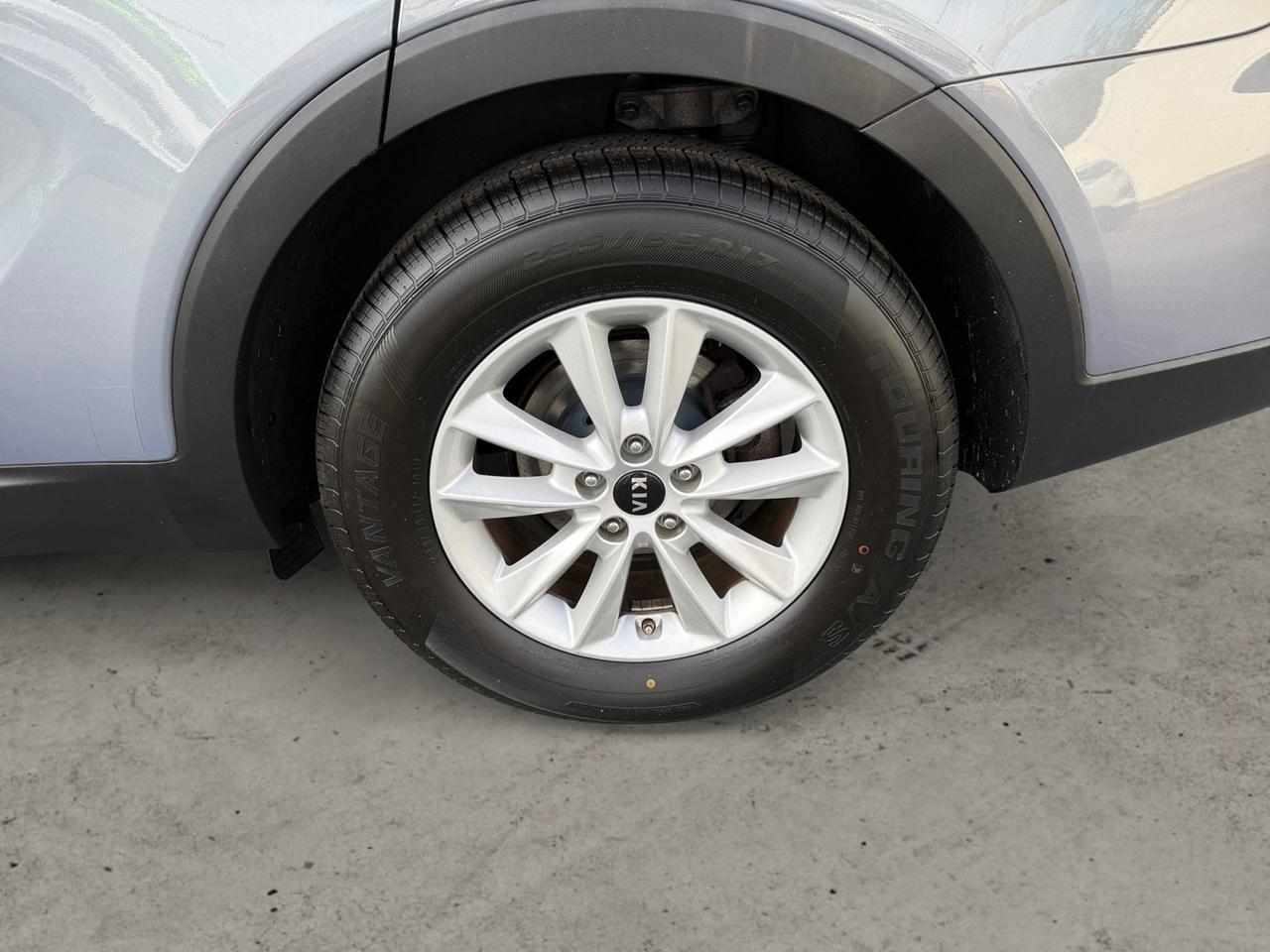 2020 KIA SORENTO LX; L LX Kansas City MO 2020 KIA SORENTO LX; L LX Kansas City MO