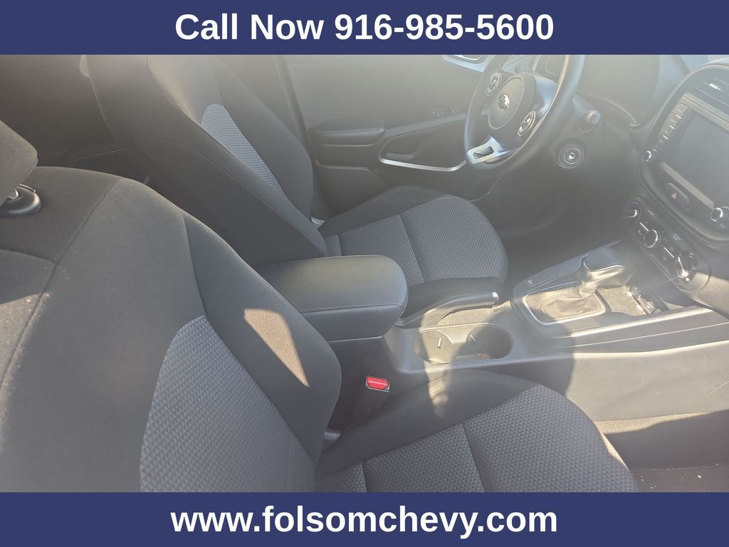 2020 Kia Soul LX 2020 Kia Soul LX
