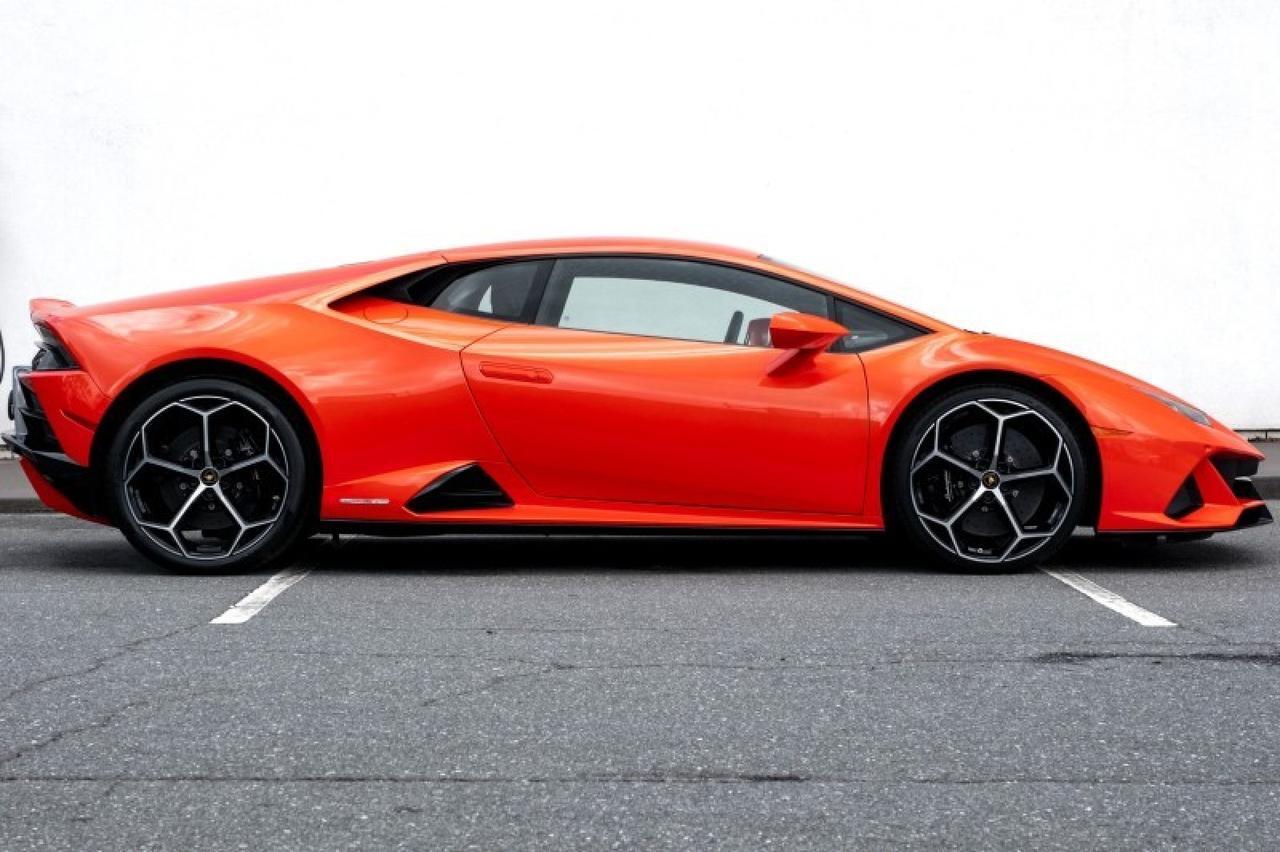 2020 Lamborghini Huracan EVO AWD Coupe Brentwood TN 2020 Lamborghini Huracan EVO AWD Coupe Brentwood TN