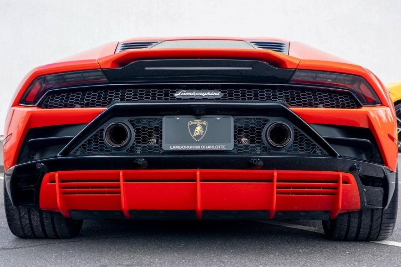 2020 Lamborghini Huracan EVO AWD Coupe Brentwood TN 2020 Lamborghini Huracan EVO AWD Coupe Brentwood TN