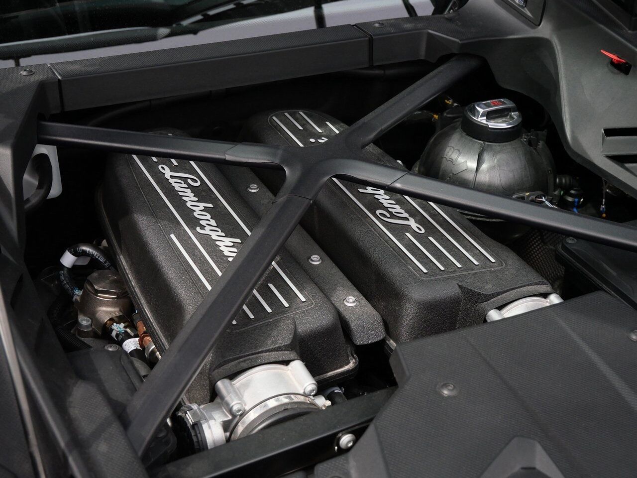 2020 Lamborghini Huracan EVO Base Base Lawrence KS