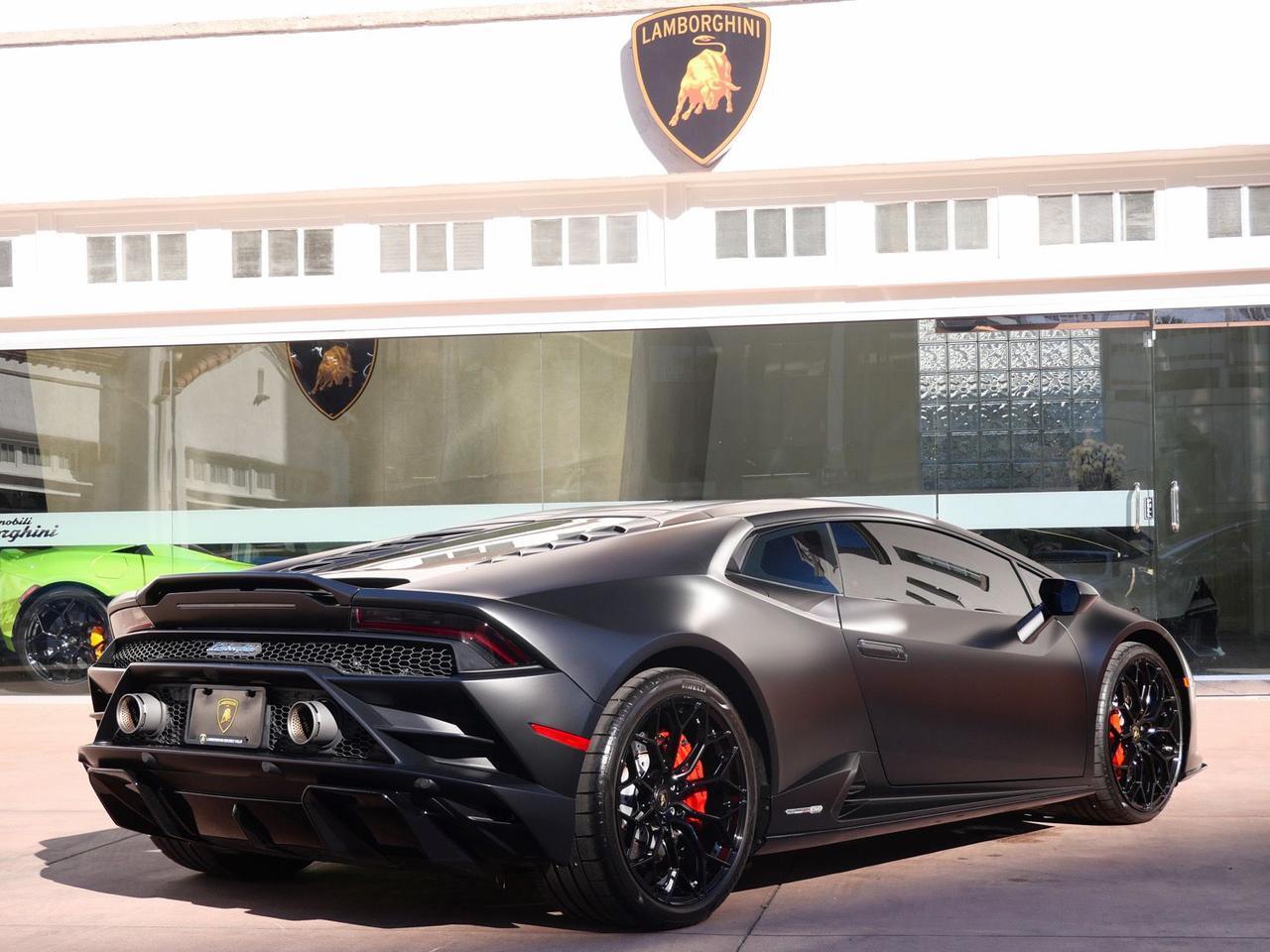 2020 Lamborghini Huracan EVO Base Base