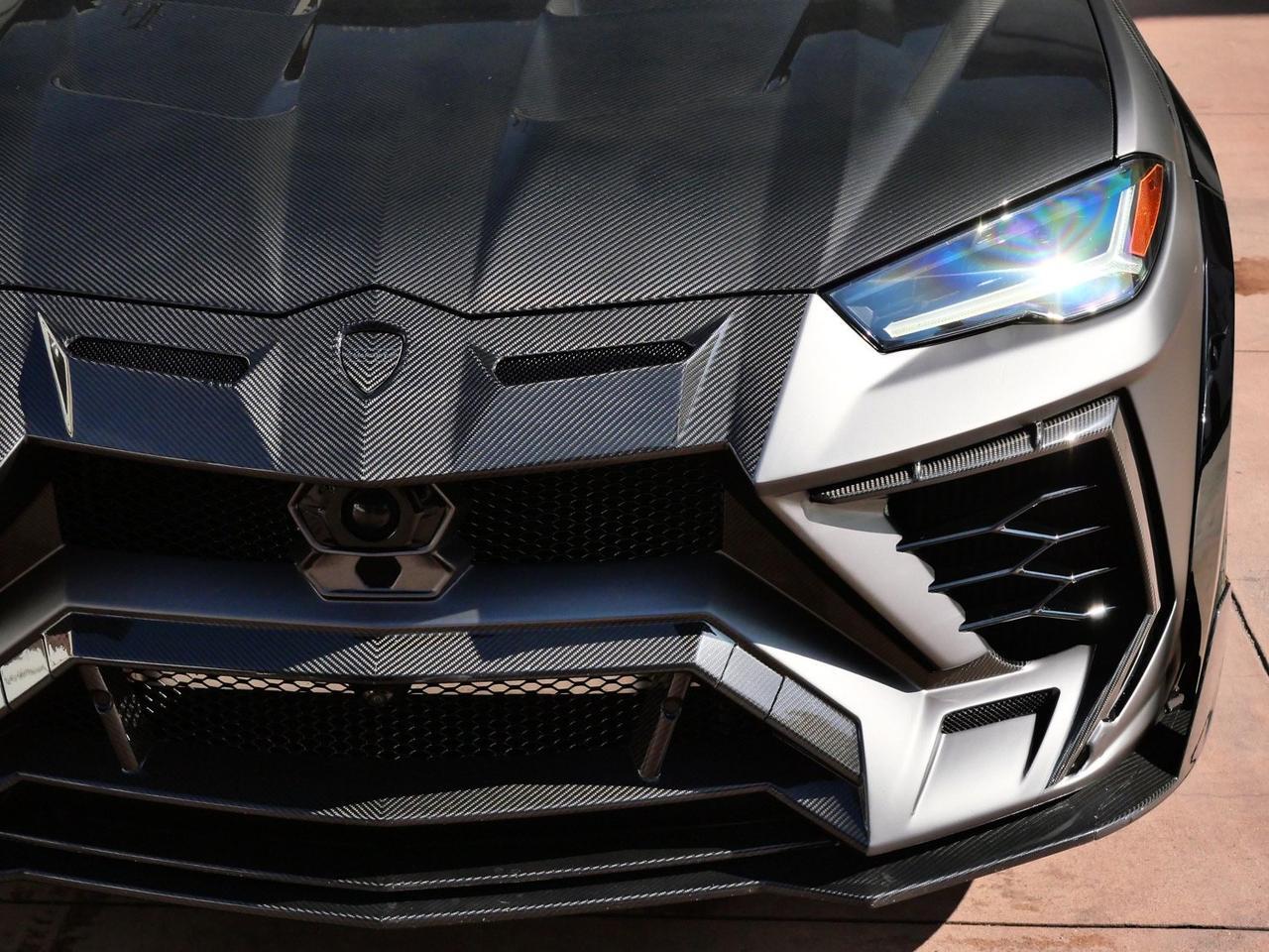 2020 Lamborghini Urus Base Base Lawrence KS