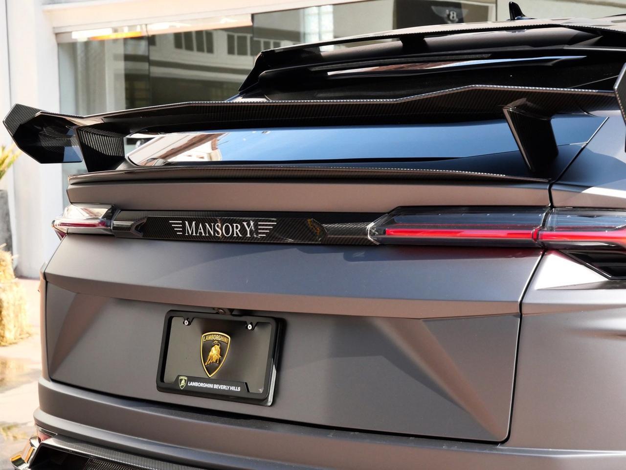 2020 Lamborghini Urus Base Base Lawrence KS