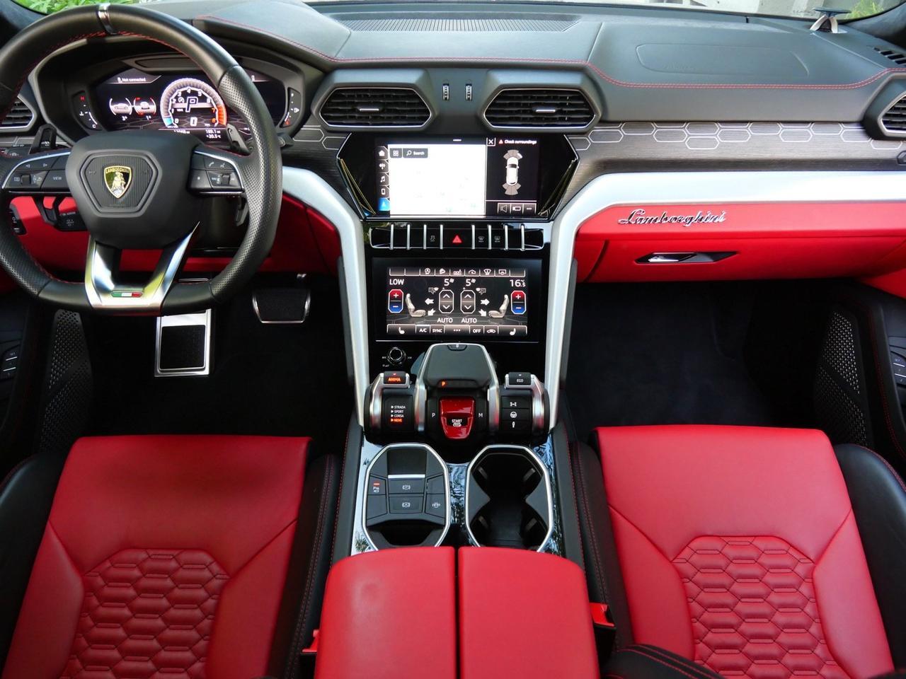 2020 Lamborghini Urus Base Base Lawrence KS