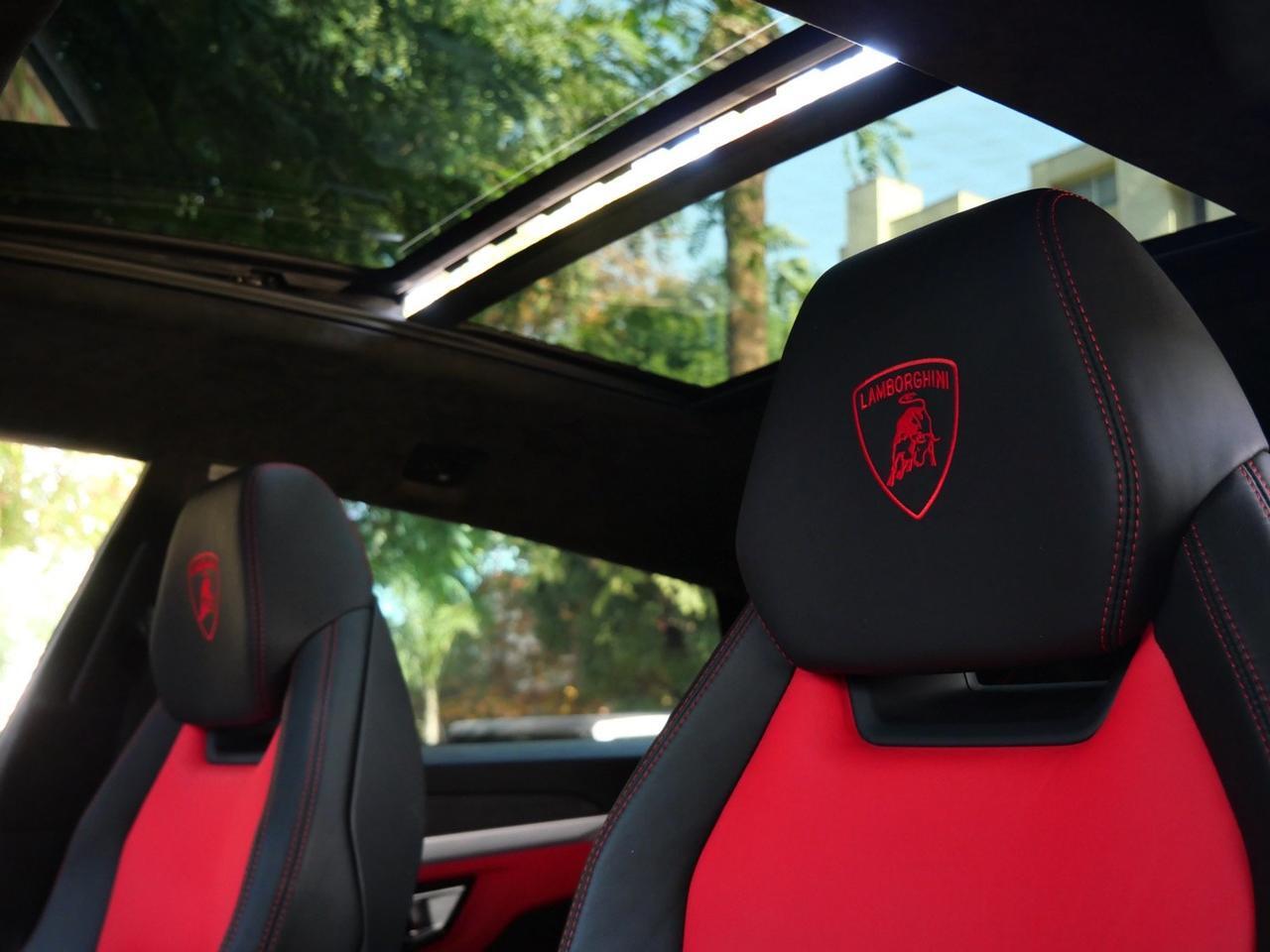 2020 Lamborghini Urus Base Base Lawrence KS