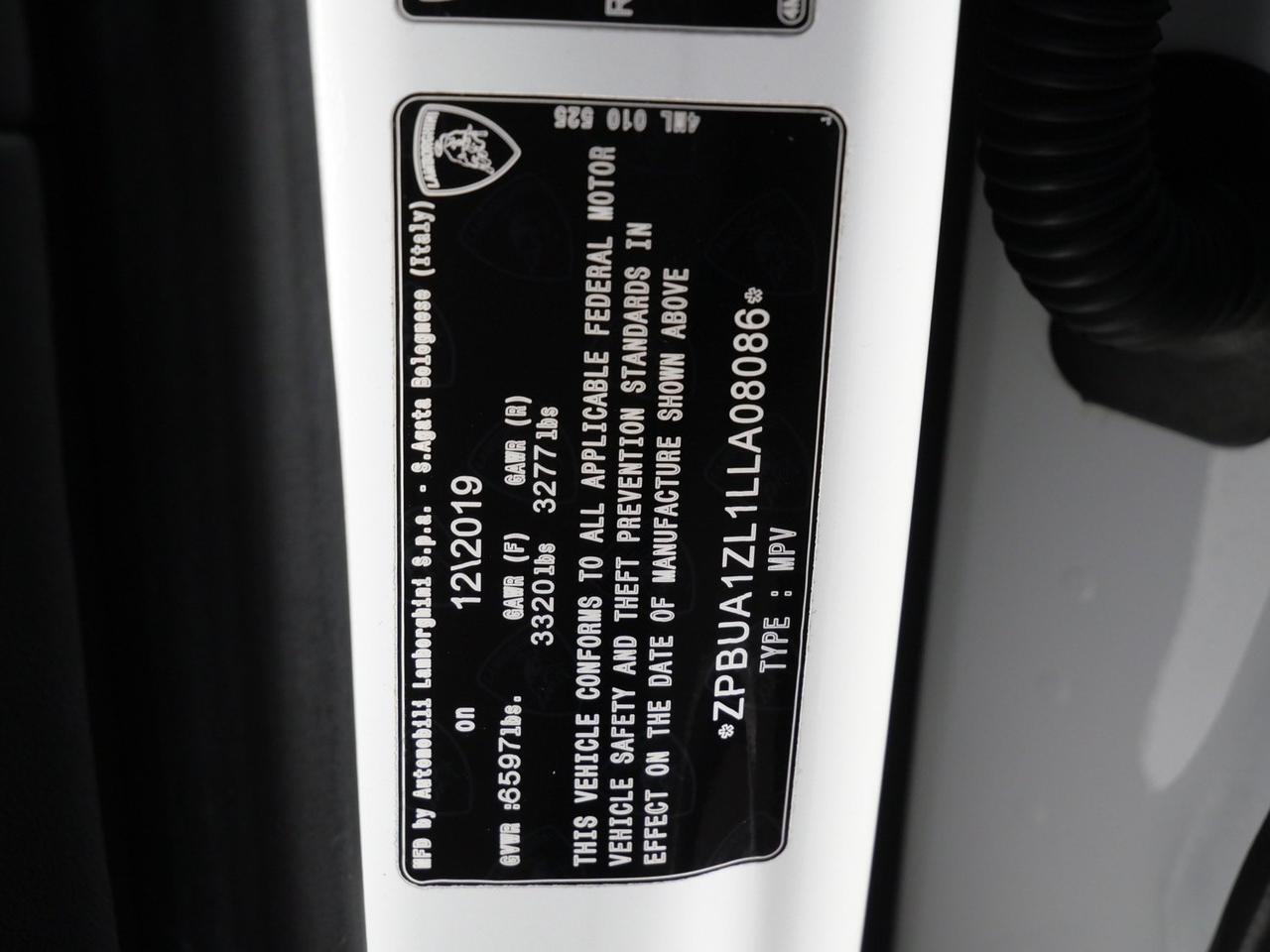 2020 Lamborghini Urus Base Base Lawrence KS