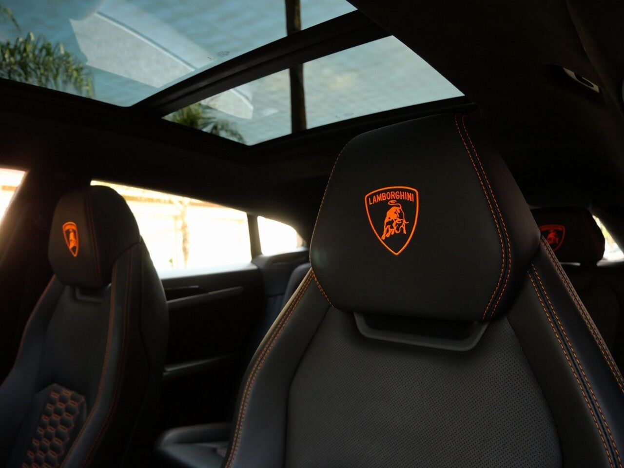 2020 Lamborghini Urus Base Base Lawrence KS