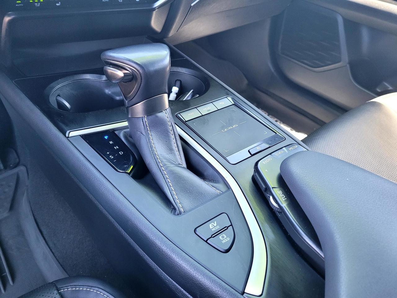 2020 Lexus UX 250h AWD Luxury Package Vacaville CA 2020 Lexus UX 250h AWD Luxury Package Vacaville CA