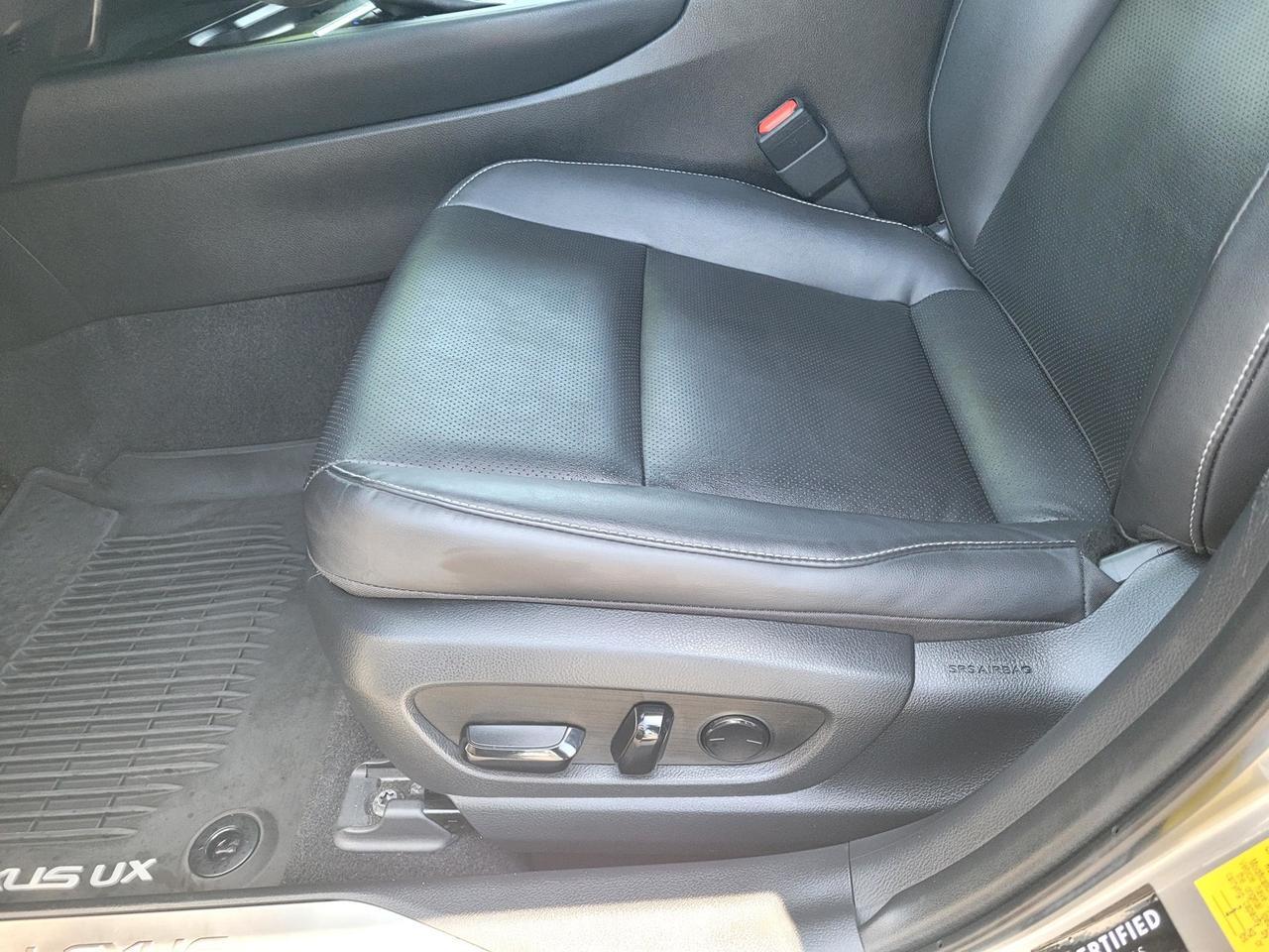 2020 Lexus UX 250h AWD Luxury Package Vacaville CA 2020 Lexus UX 250h AWD Luxury Package Vacaville CA