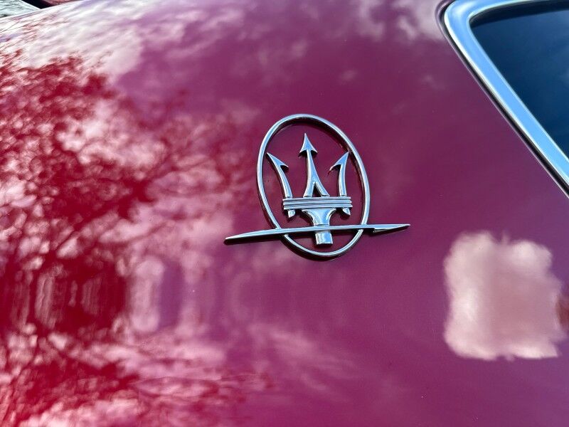 2020 Maserati Levante GranLusso AWD w/ Ermenegildo Zegna Silk Interior Appointments Arlington VA