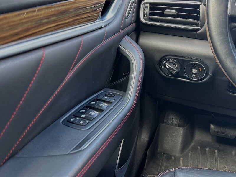 2020 Maserati Levante GranLusso AWD w/ Ermenegildo Zegna Silk Interior Appointments Arlington VA