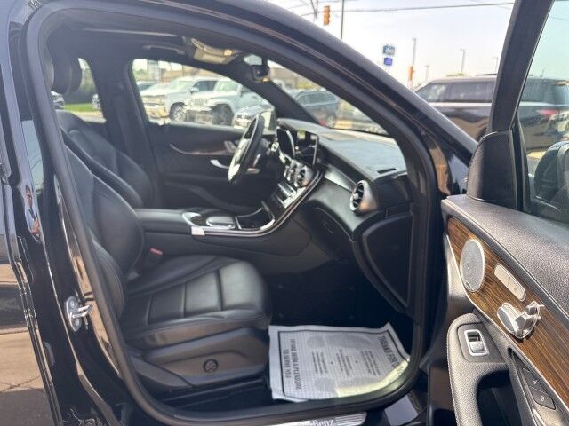 2020 Mercedes-Benz GLC GLC 300 Springfield IL 2020 Mercedes-Benz GLC GLC 300 Springfield IL