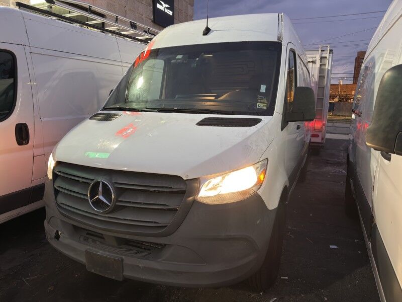 2020 Mercedes-Benz Sprinter 2500 170 V6 High Roof RWD 2020 Mercedes-Benz Sprinter 2500 170 V6 High Roof RWD