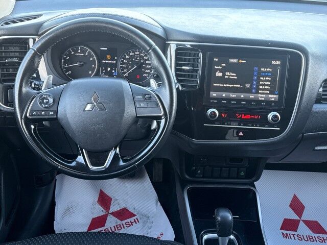 2020 Mitsubishi Outlander SEL Grande Prairie AB 2020 Mitsubishi Outlander SEL Grande Prairie AB