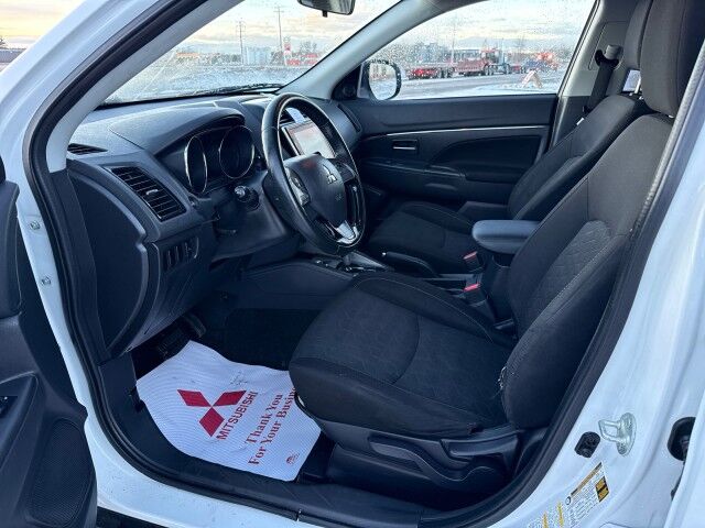 2020 Mitsubishi RVR SE Grande Prairie AB 2020 Mitsubishi RVR SE Grande Prairie AB