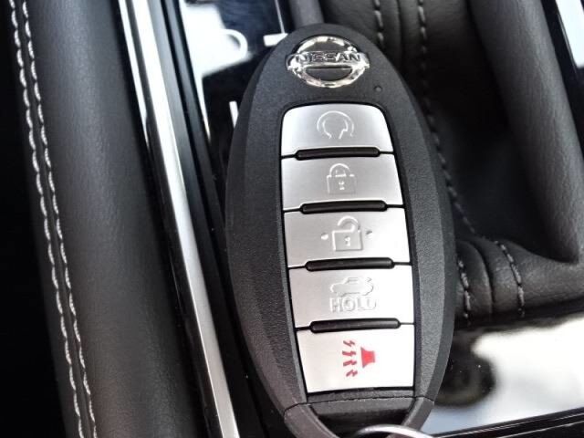 2020 Nissan Altima 2.5 Platinum Oshkosh WI