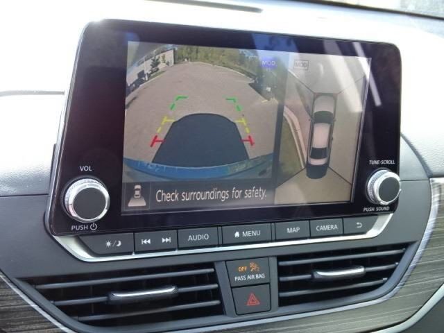 2020 Nissan Altima 2.5 Platinum Oshkosh WI