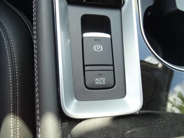 2020 Nissan Altima 2.5 Platinum Oshkosh WI
