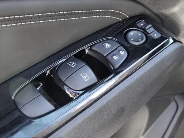 2020 Nissan Altima 2.5 Platinum Oshkosh WI