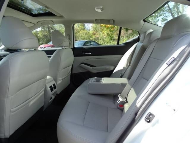 2020 Nissan Altima 2.5 Platinum Oshkosh WI
