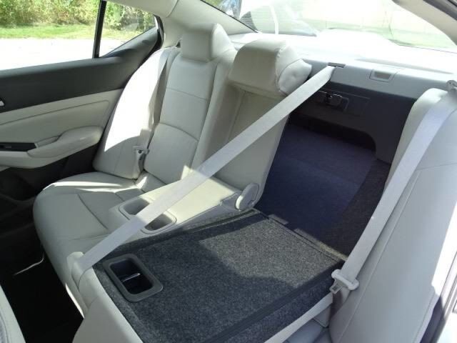 2020 Nissan Altima 2.5 Platinum Oshkosh WI