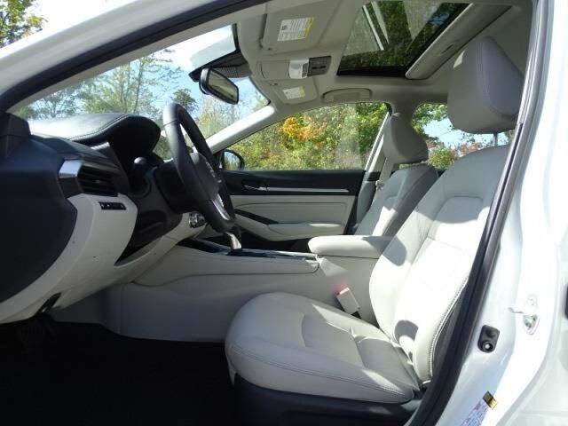 2020 Nissan Altima 2.5 Platinum Oshkosh WI