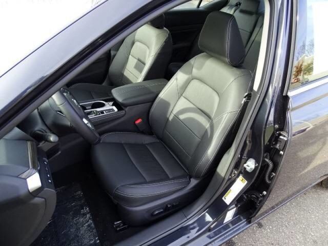 2020 Nissan Altima 2.5 Platinum Oshkosh WI