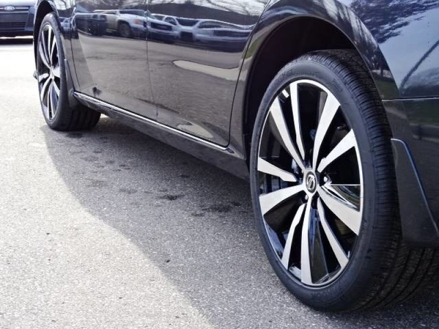 2020 Nissan Altima 2.5 Platinum Oshkosh WI