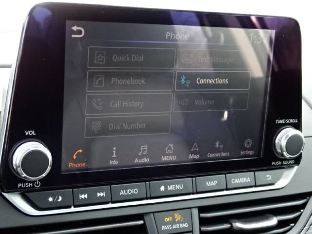 2020 Nissan Altima 2.5 Platinum Oshkosh WI