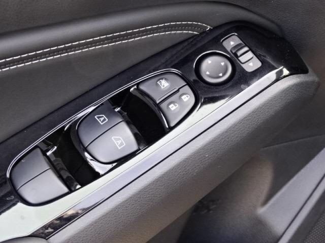 2020 Nissan Altima 2.5 Platinum Oshkosh WI