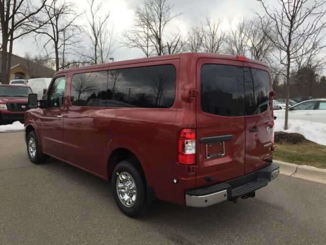 2020 Nissan NV Passenger NV3500 HD SL Oshkosh WI