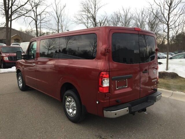 2020 Nissan NV Passenger NV3500 HD SL Oshkosh WI
