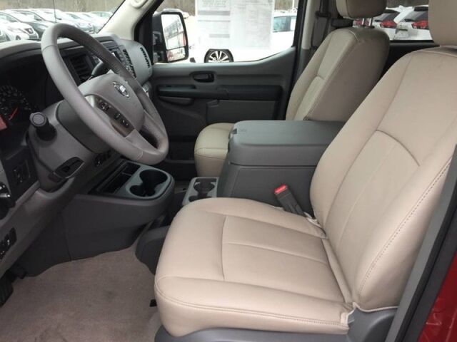 2020 Nissan NV Passenger NV3500 HD SL Oshkosh WI