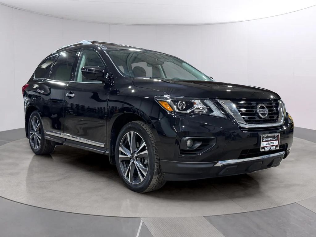 2020 Nissan Pathfinder Platinum