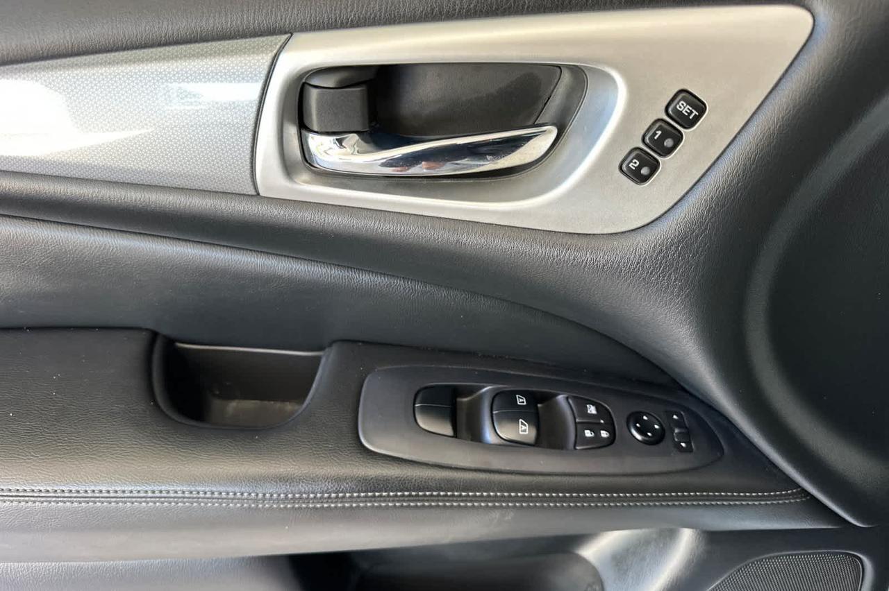 2020 Nissan Pathfinder SL Roseville CA