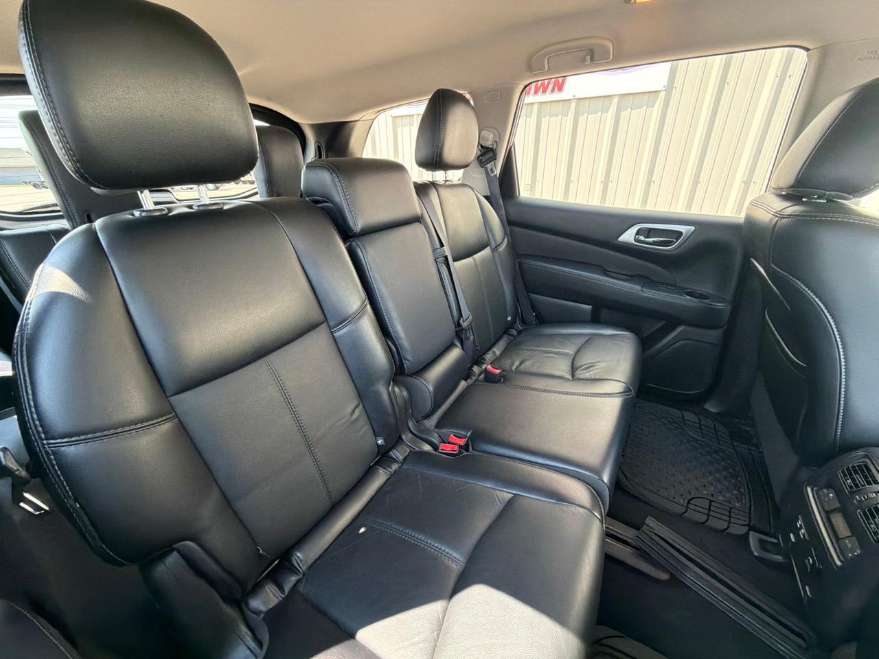 2020 Nissan Pathfinder SL Watertown SD 2020 Nissan Pathfinder SL Watertown SD